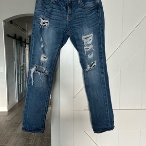American Eagle sloughy ripped stretch jeans